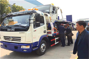 莒南汽车道路救援拖车价格